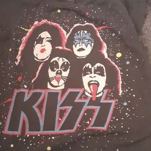 Kiss shirt